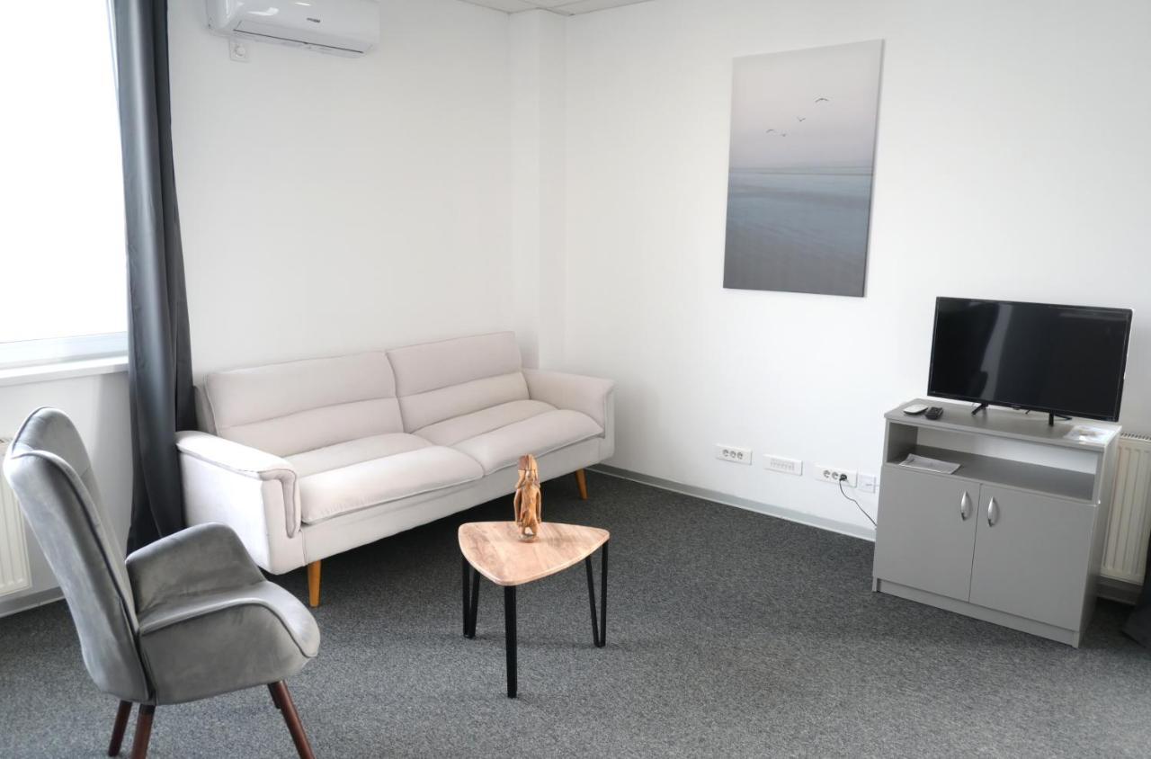 Luana Airport Apartments #5 Otopeni Exteriér fotografie