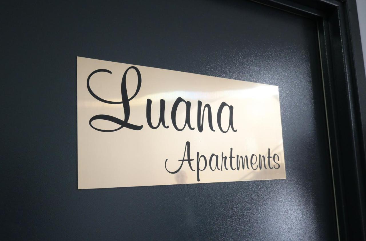 Luana Airport Apartments #5 Otopeni Exteriér fotografie
